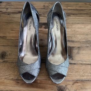 Alfani Fairfax Open Peep Toe Pump Pewter Glitter 4" Heel Sz 8.5 Platform